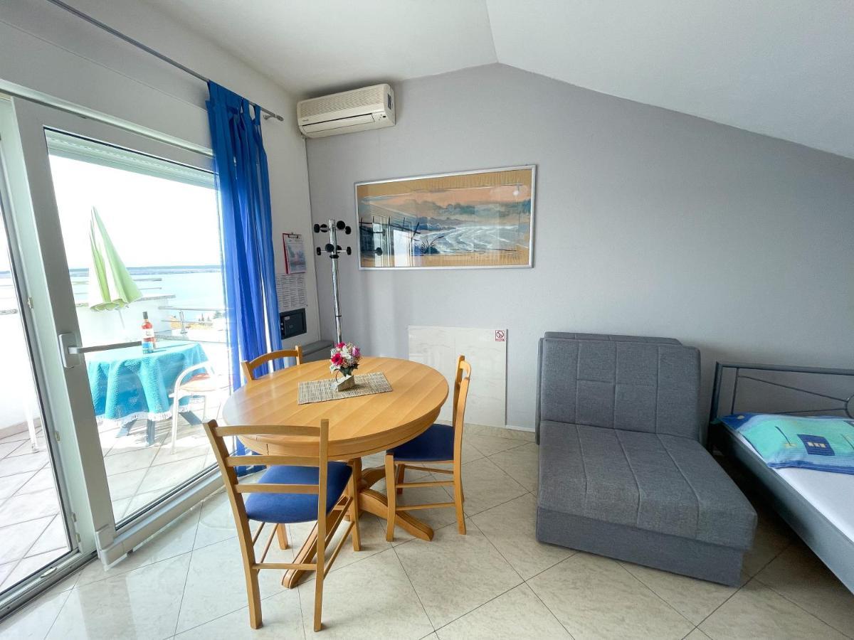 Apartmani Toni Драмаль Екстер'єр фото